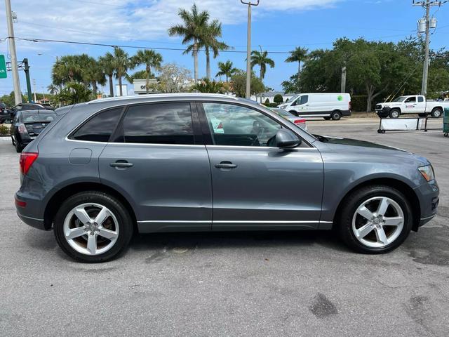 Thumbnail image of 2012 Audi Q5 at Luxe Motorcars