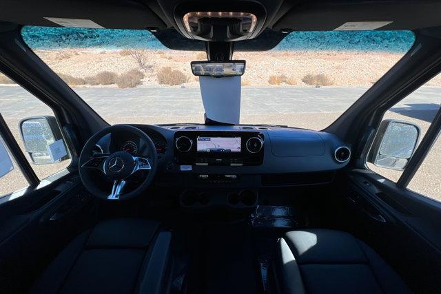 Thumbnail image of 2025 Mercedes-Benz Sprinter at MercedesBenzOfStGeorge NEW