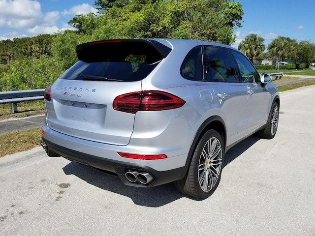 Thumbnail image of 2015 Porsche Cayenne at Land Rover Palm Beach