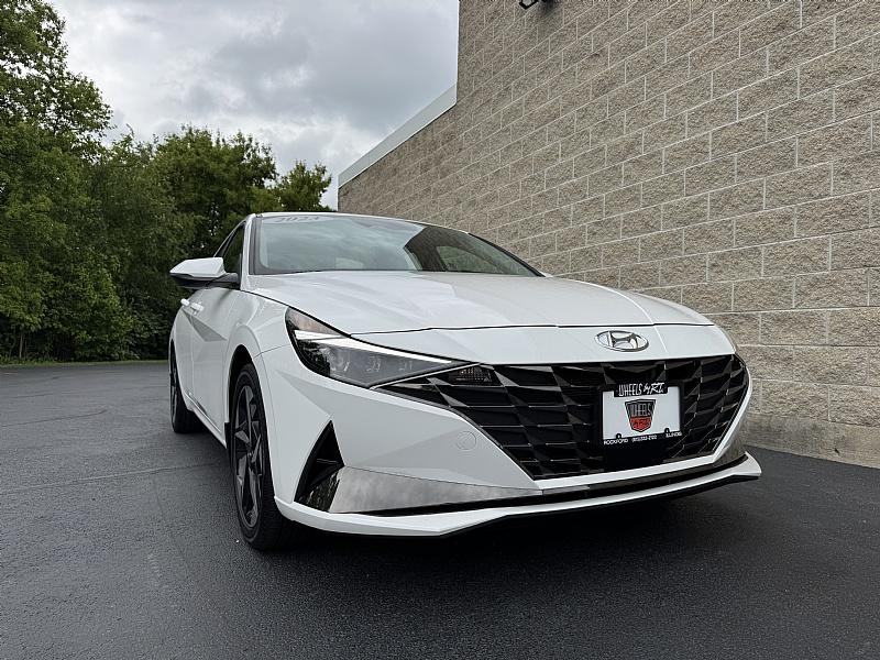 Thumbnail image of 2023 Hyundai ELANTRA Hybrid at Wheels by R.T.