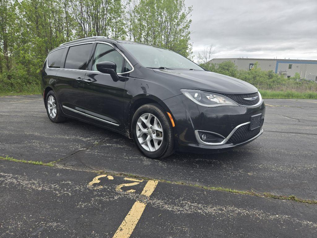 Thumbnail image of 2018 Chrysler Pacifica at HILLTOP AUTO LLC