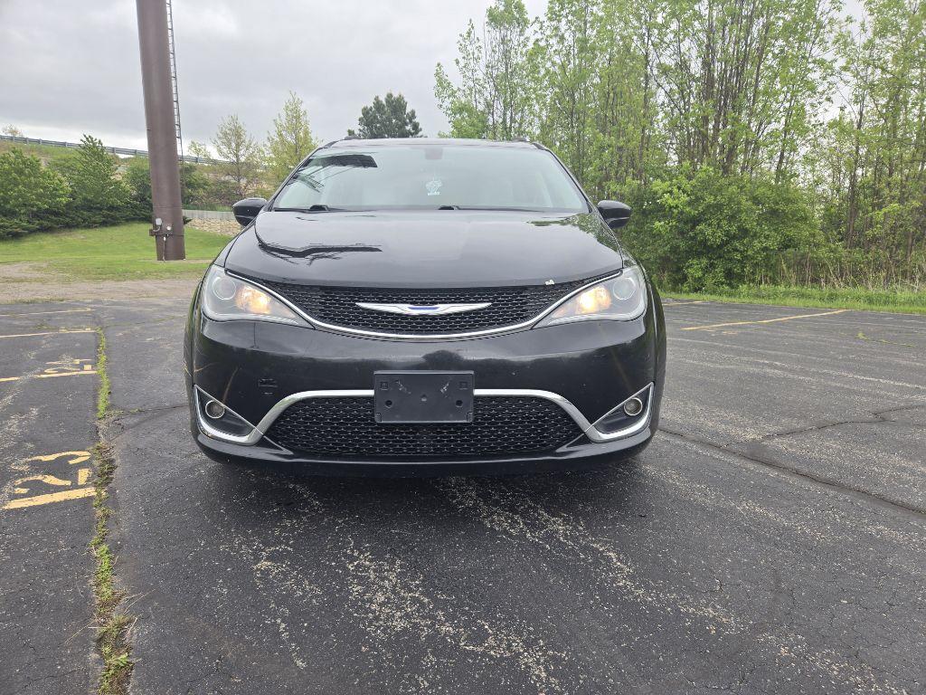 Thumbnail image of 2018 Chrysler Pacifica at HILLTOP AUTO LLC