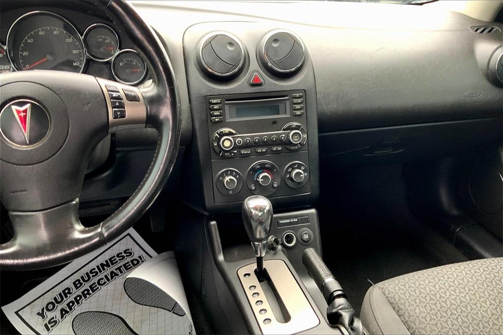 Thumbnail image of 2009 Pontiac G6 at Vehicle City Motors