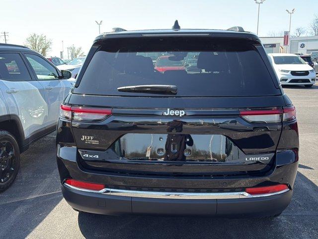 Thumbnail image of 2024 Jeep Grand Cherokee at D'Ambrosio Dodge