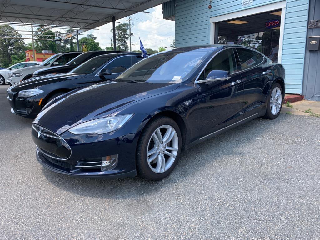 Thumbnail image of 2014 Tesla Model S at Discovery Auto Sales LLC