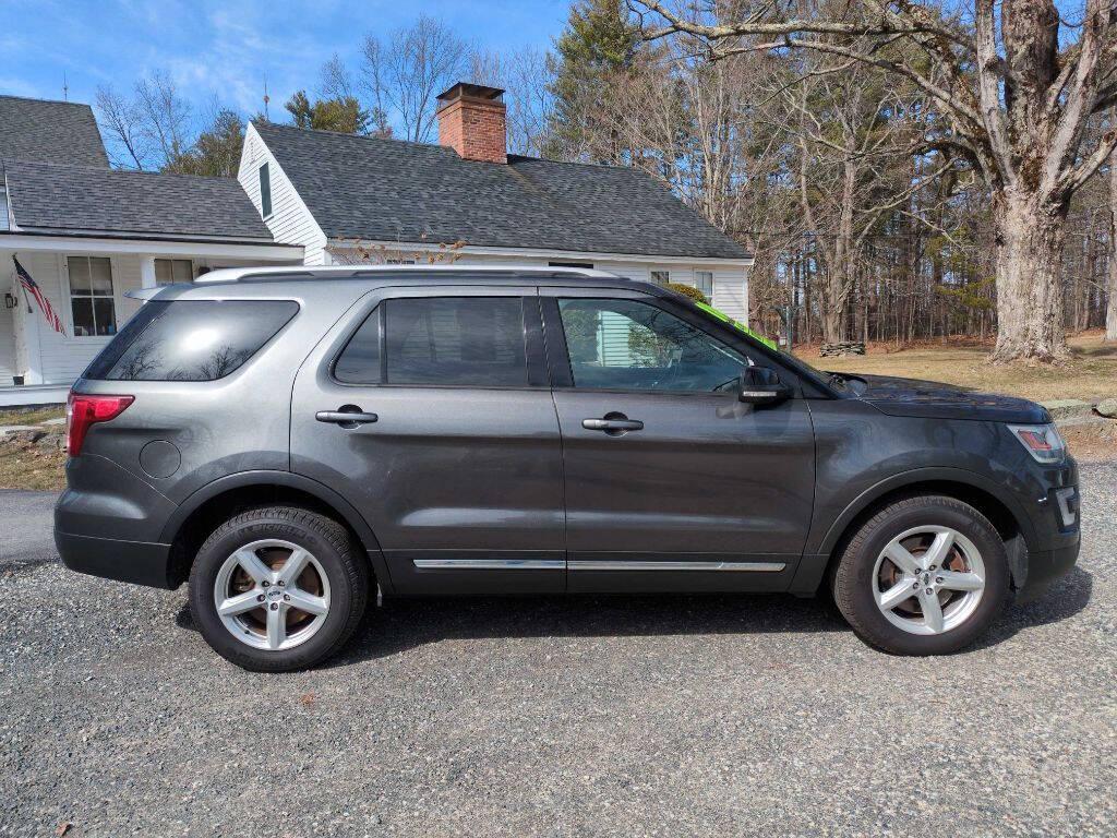Thumbnail image of 2017 Ford Explorer at The Auto Barn