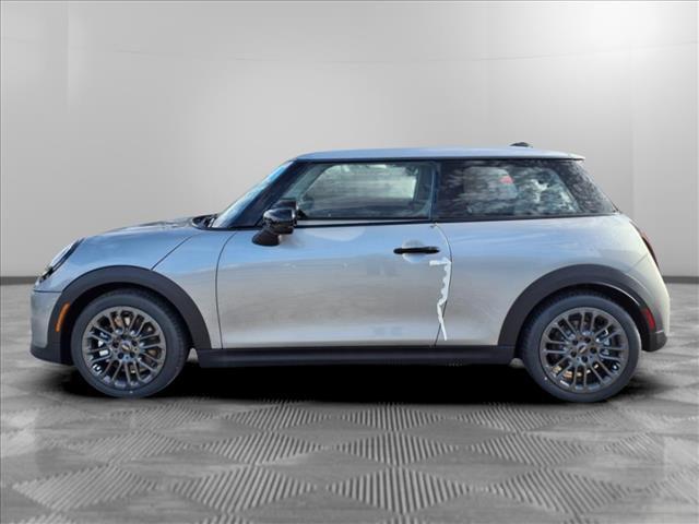Thumbnail image of 2025 MINI Hardtop 2 Door at MiniOfTheMainline of Bala Cynwyd, PA