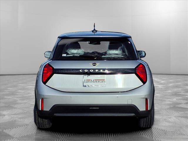 Thumbnail image of 2025 MINI Hardtop 2 Door at MiniOfTheMainline of Bala Cynwyd, PA