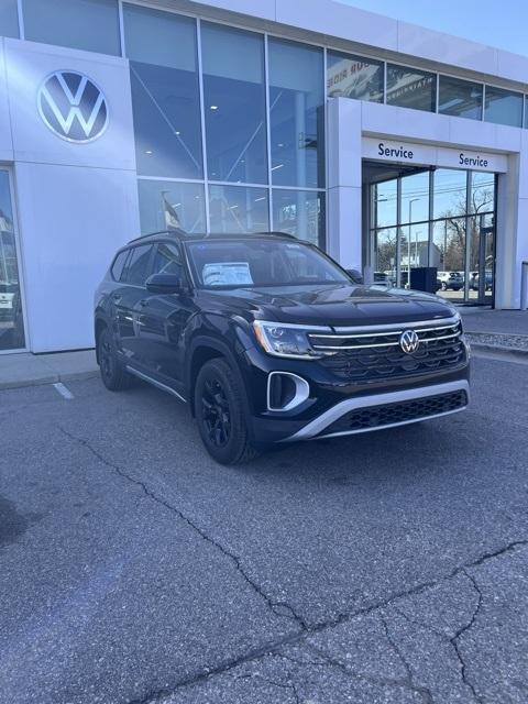 Thumbnail image of 2024 Volkswagen Atlas at LaFontaine Volkswagen of Dearborn