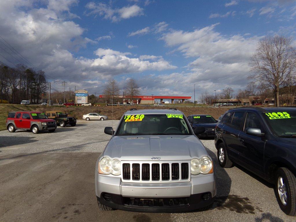 Thumbnail image of 2009 Jeep Grand Cherokee at Carolina Auto Sales # 2 LLC