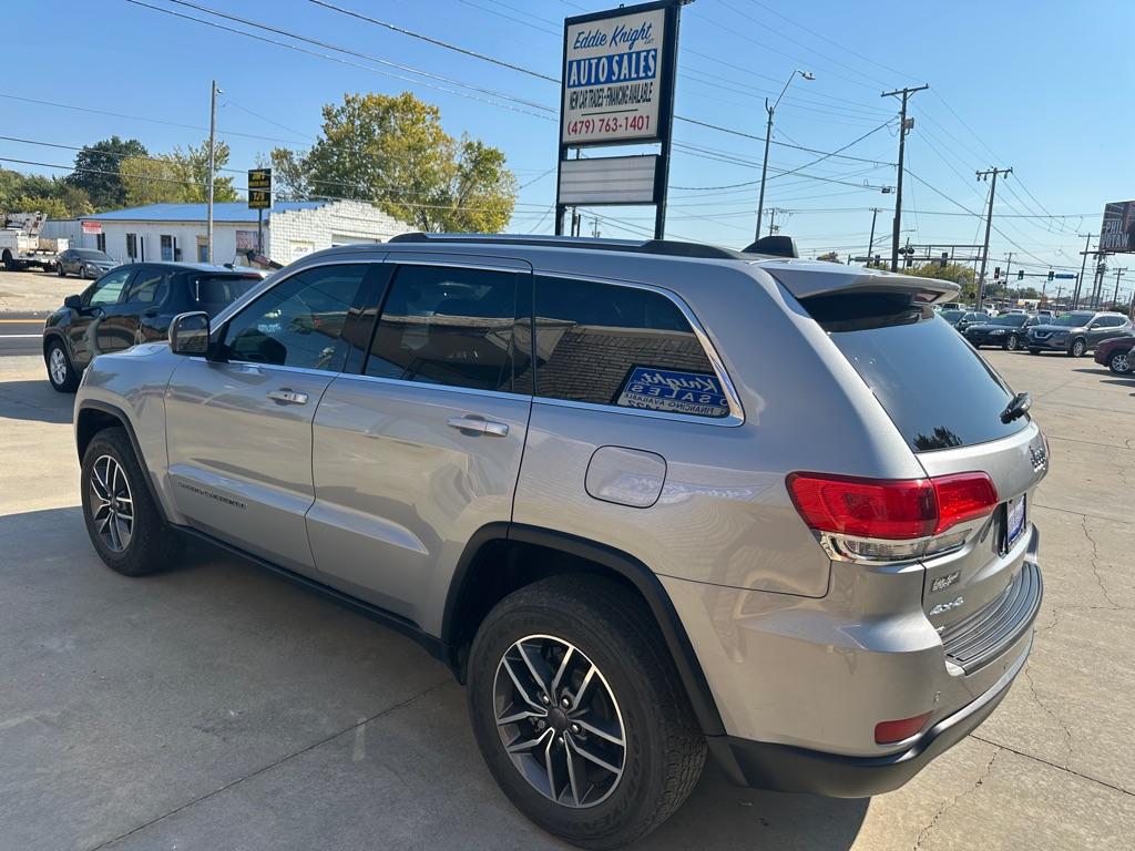 Thumbnail image of 2019 Jeep Grand Cherokee at EDDIE KNIGHT AUTO SALES