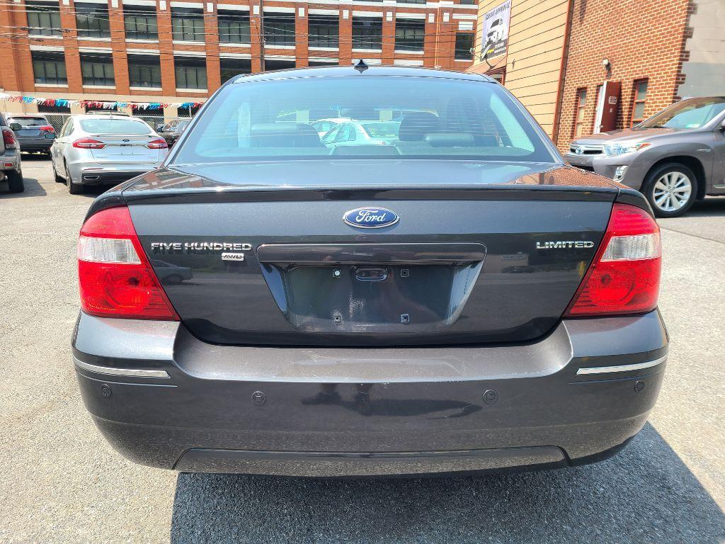 Thumbnail image of 2007 Ford Five Hundred at Raul's Auto Sales
