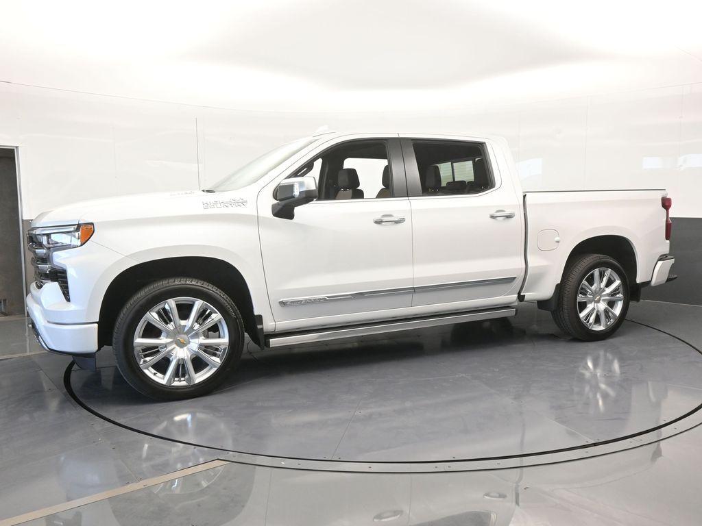 Thumbnail image of 2025 Chevrolet Silverado 1500 at Miami Lakes Automall
