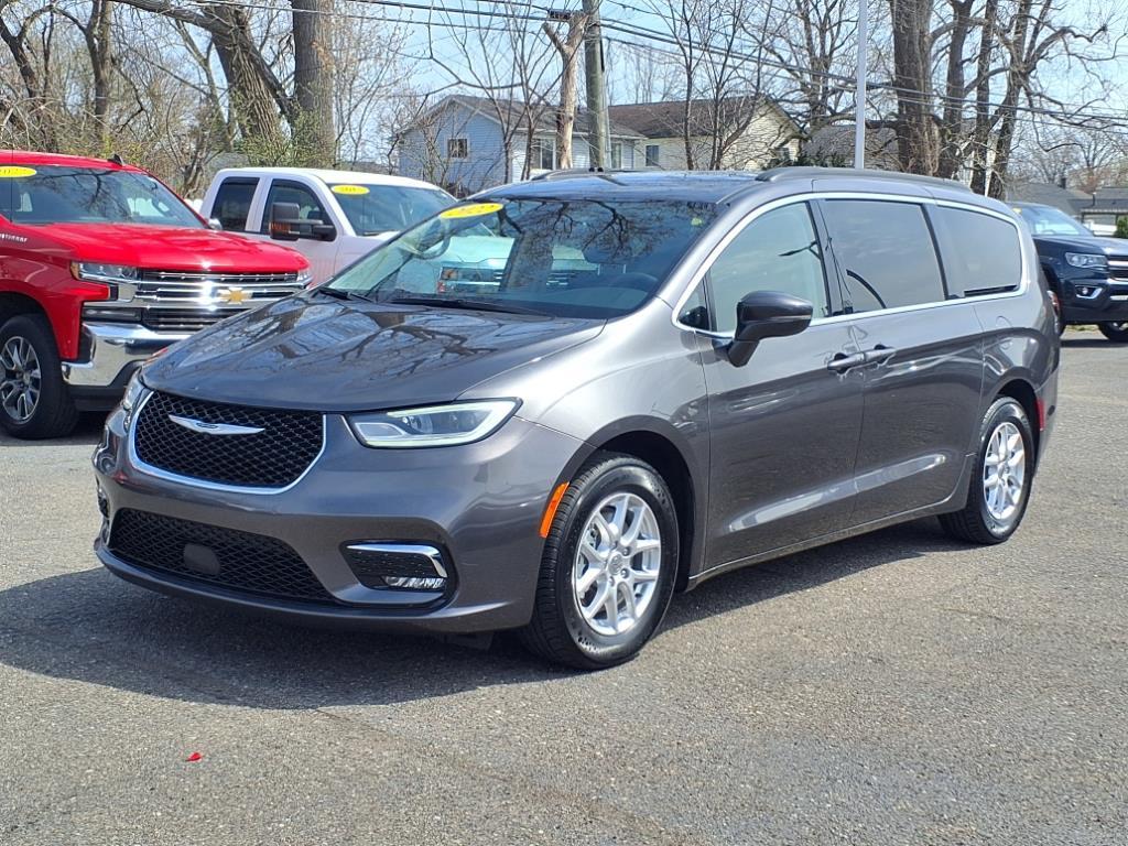 Thumbnail image of 2022 Chrysler Pacifica at Taylor Chevrolet