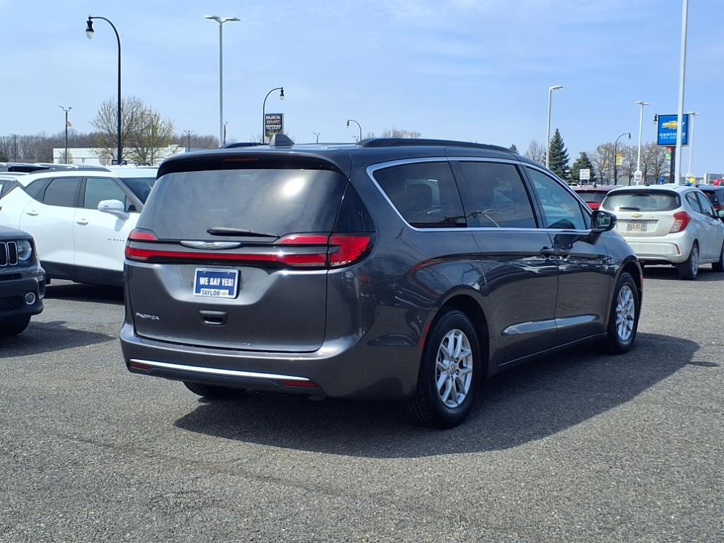 Thumbnail image of 2022 Chrysler Pacifica at Taylor Chevrolet