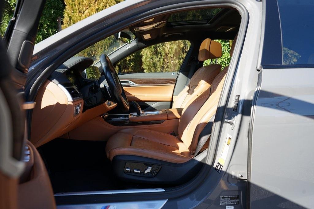 Thumbnail image of 2022 BMW 7 Series at Auto Expo Store
