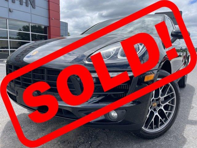 Thumbnail image of 2015 Porsche Macan at EurobahnBmwMiniMercedesBenz of Greensboro, NC