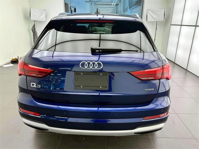 Thumbnail image of 2022 Audi Q3 at Audi Queens