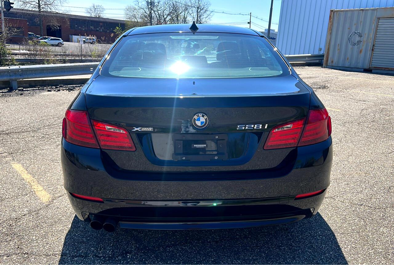 Thumbnail image of 2013 BMW 5 Series at Cruz Autos Llc