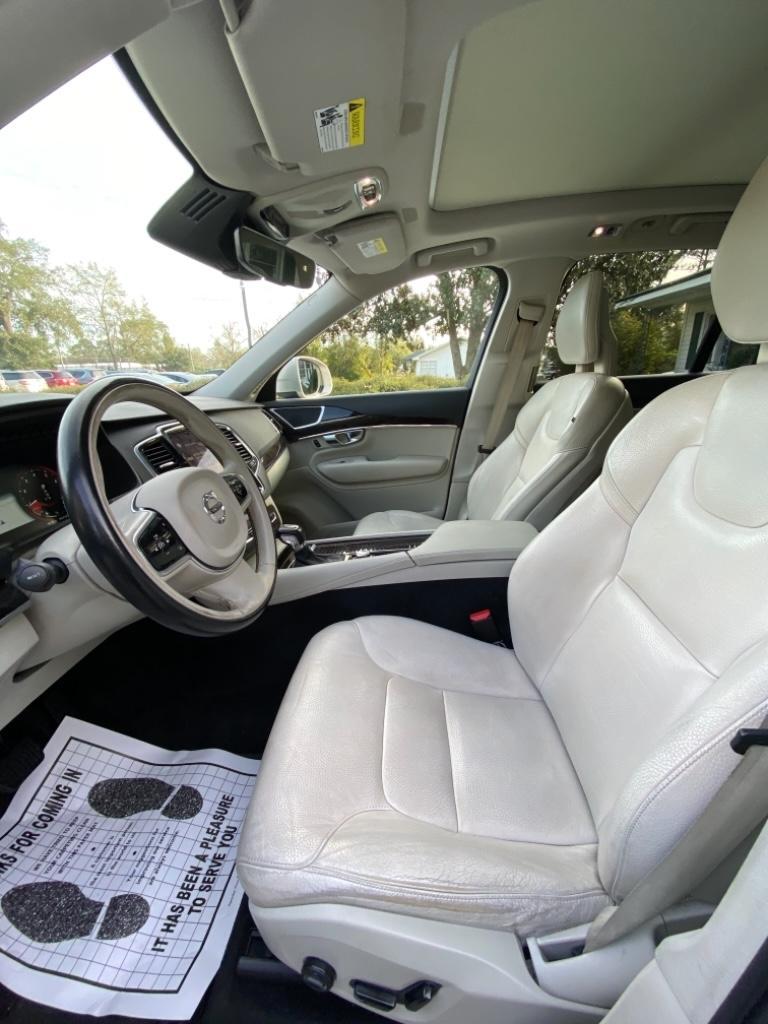 Thumbnail image of 2017 Volvo XC90 at Sabrina Auto Sales