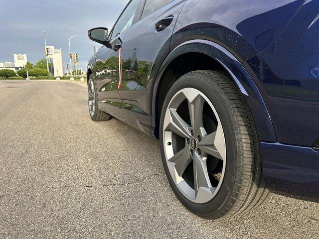 Thumbnail image of 2025 Audi Q4 e-tron at AudiHoffmanEstates-Used of Hoffman Estates, IL
