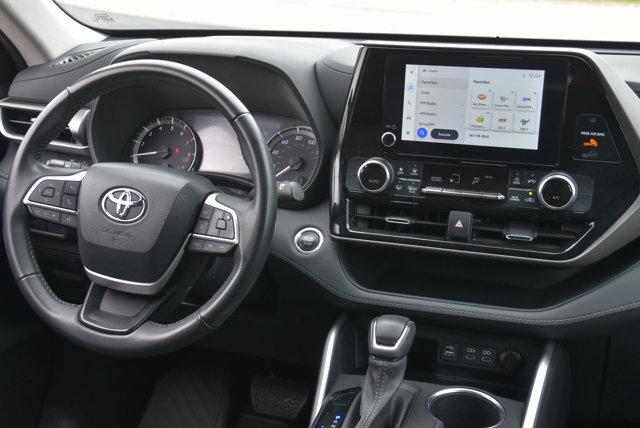 Thumbnail image of 2023 Toyota Highlander at Frankfort Toyota - [New]