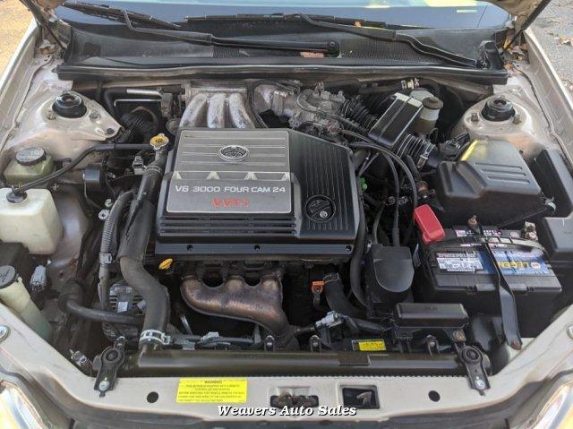 Thumbnail image of 2000 Toyota Avalon at Weavers Auto Sales