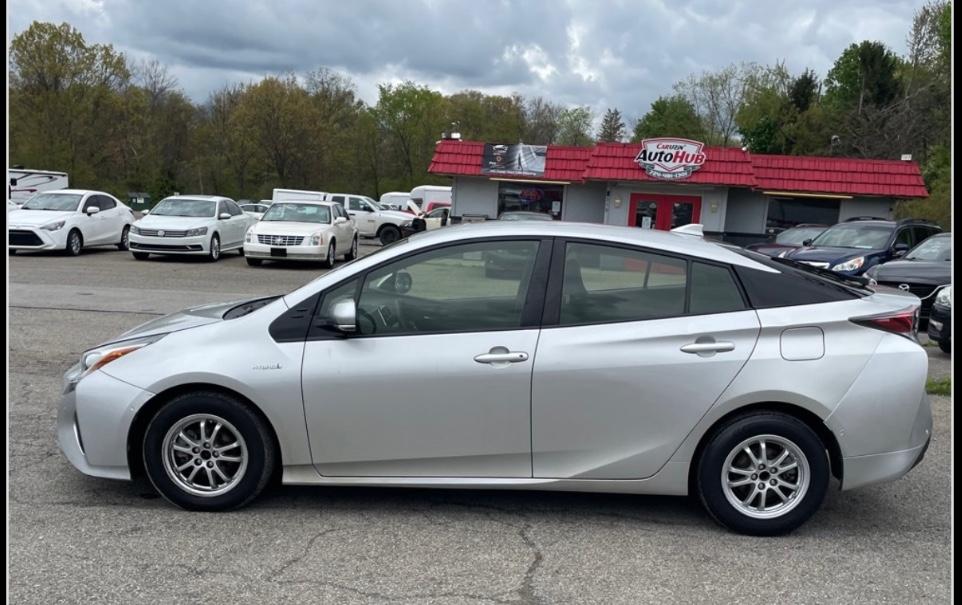 Thumbnail image of 2018 Toyota Prius at Caruzin Autohub