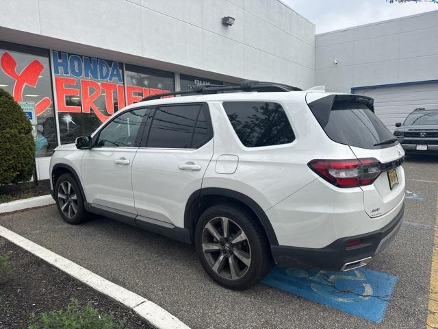 Thumbnail image of 2024 Honda Pilot at Honda Universe