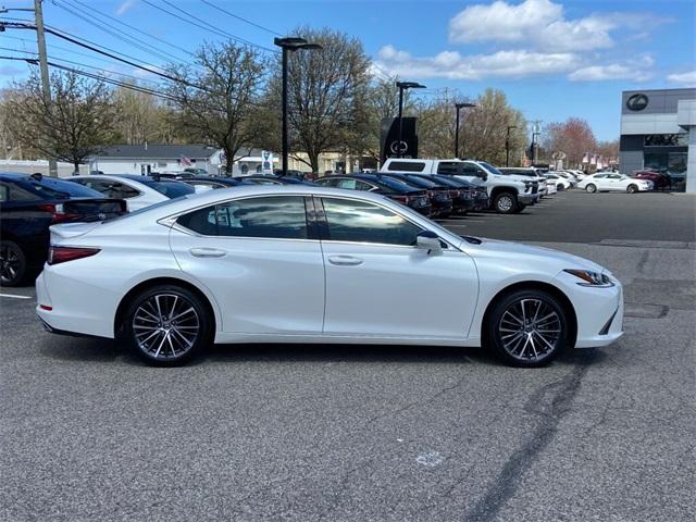 Thumbnail image of 2022 Lexus ES 350 at Lexus of Smithtown