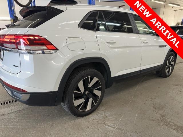 Thumbnail image of 2024 Volkswagen Atlas Cross Sport at Avenue Motors LLP