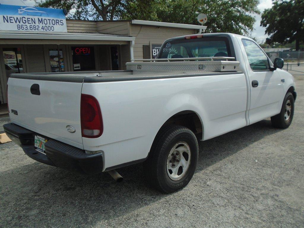 Thumbnail image of 2002 Ford F-150 at NewGen Motors