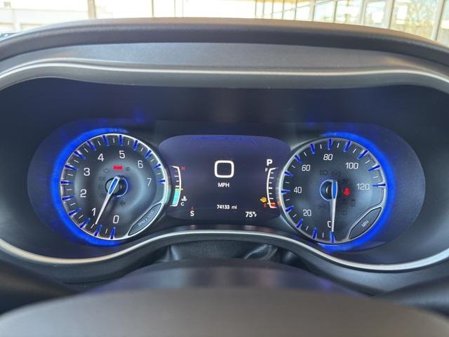 Thumbnail image of 2023 Chrysler Pacifica at Hatchett Hyundai West