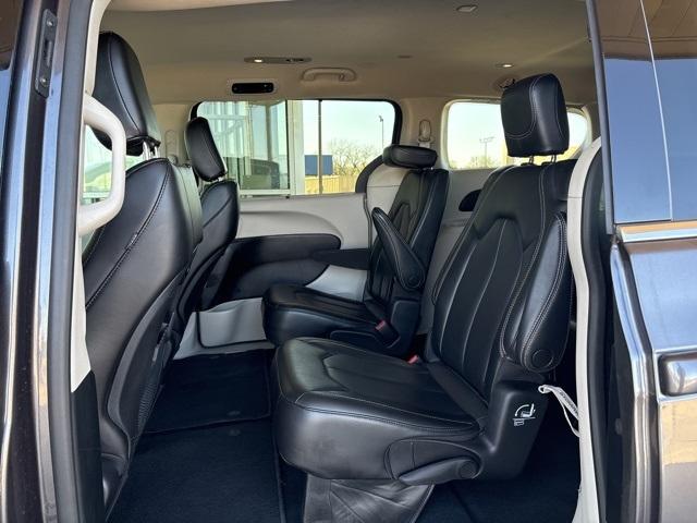 Thumbnail image of 2023 Chrysler Pacifica at Hatchett Hyundai West