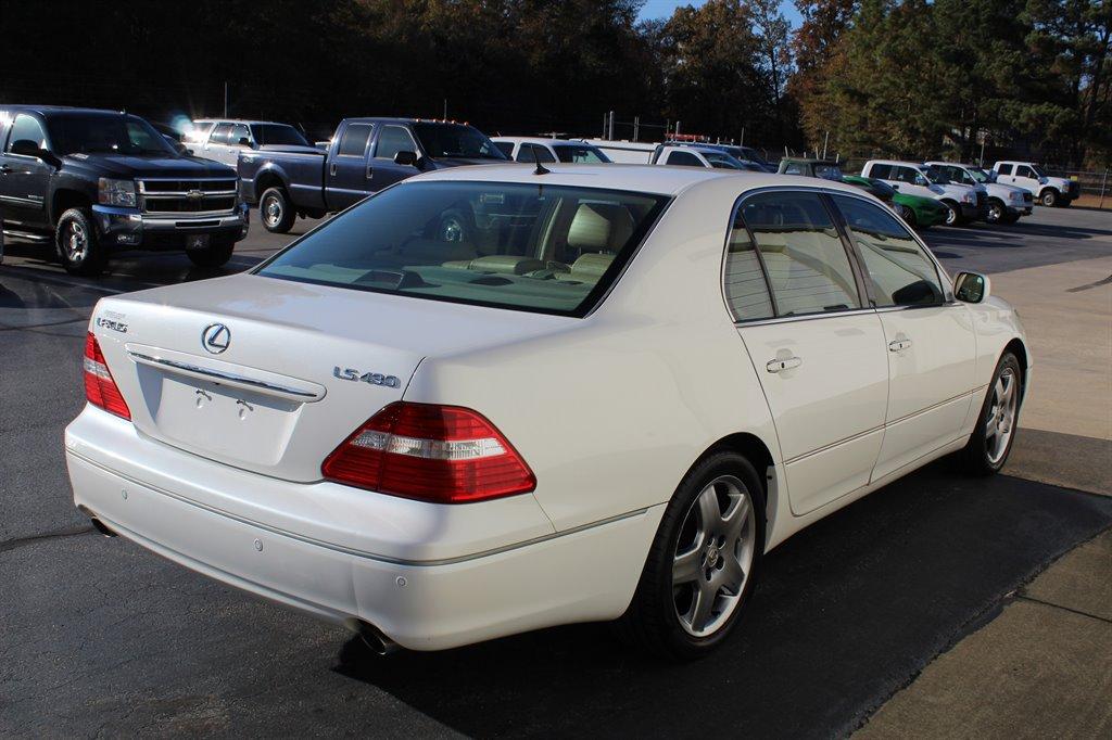 Thumbnail image of 2006 Lexus LS 430 at Motors On Main