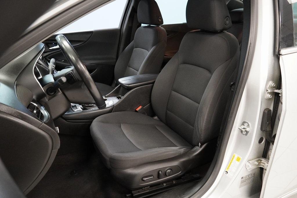 Thumbnail image of 2016 Chevrolet Malibu at Serpentini Chevrolet of Strongsville