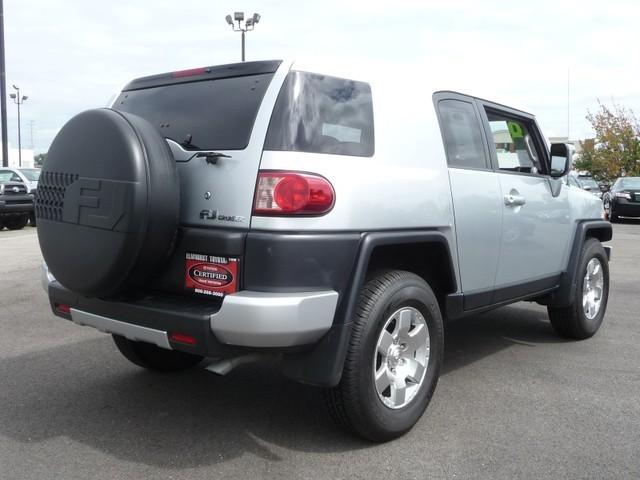 Thumbnail image of 2008 Toyota FJ Cruiser at autoBAHN Demo Site Location 1