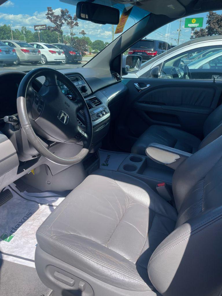 Thumbnail image of 2009 Honda Odyssey at DHW AUTOMOTIVE LLC