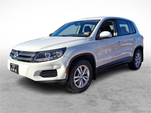 Thumbnail image of 2013 Volkswagen Tiguan at Lynnes Hyundai