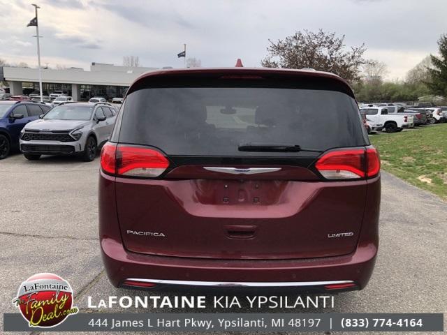 Thumbnail image of 2020 Chrysler Pacifica at LaFontaine Kia
