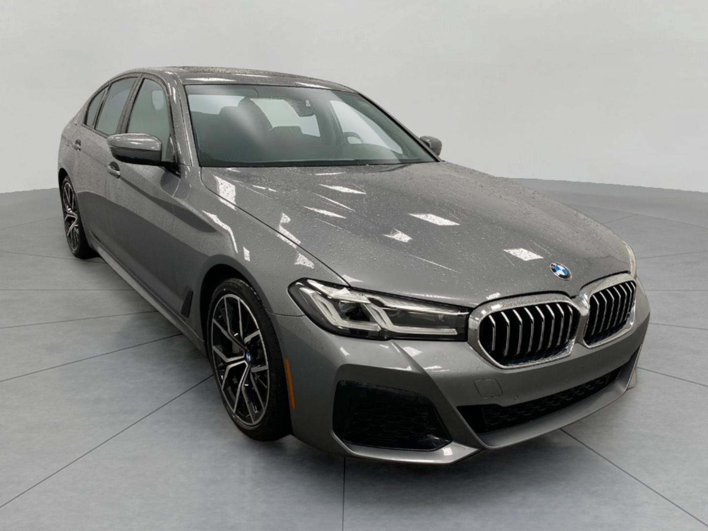 Image of 2023 BMW 5 Series 530i xDrive