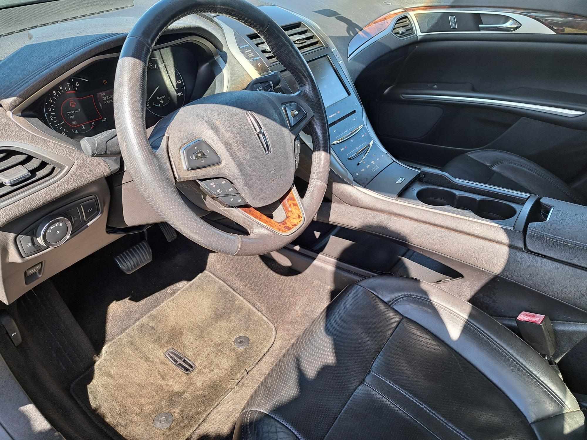 Thumbnail image of 2014 Lincoln MKZ at Big Daddy's Auto Sales