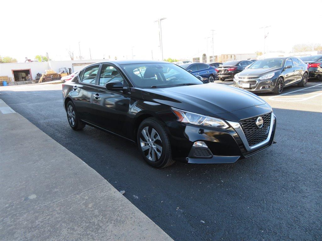 Thumbnail image of 2021 Nissan Altima at Auto House INC