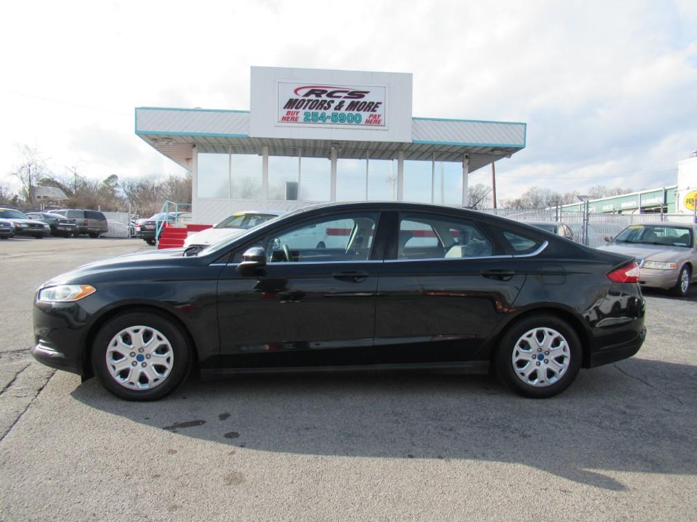 Thumbnail image of 2014 Ford Fusion at RCS Motors & More Inc