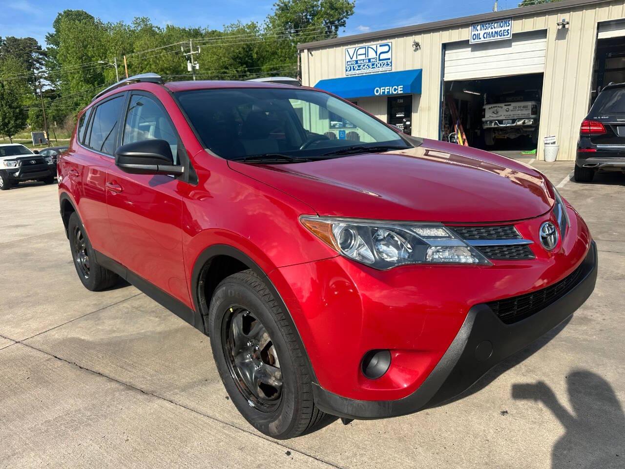 Thumbnail image of 2013 Toyota RAV4 at Van 2 Auto Sales Inc.