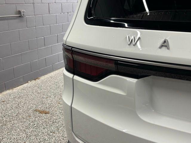 Thumbnail image of 2025 Jeep Wagoneer at CDJR Of Princeton