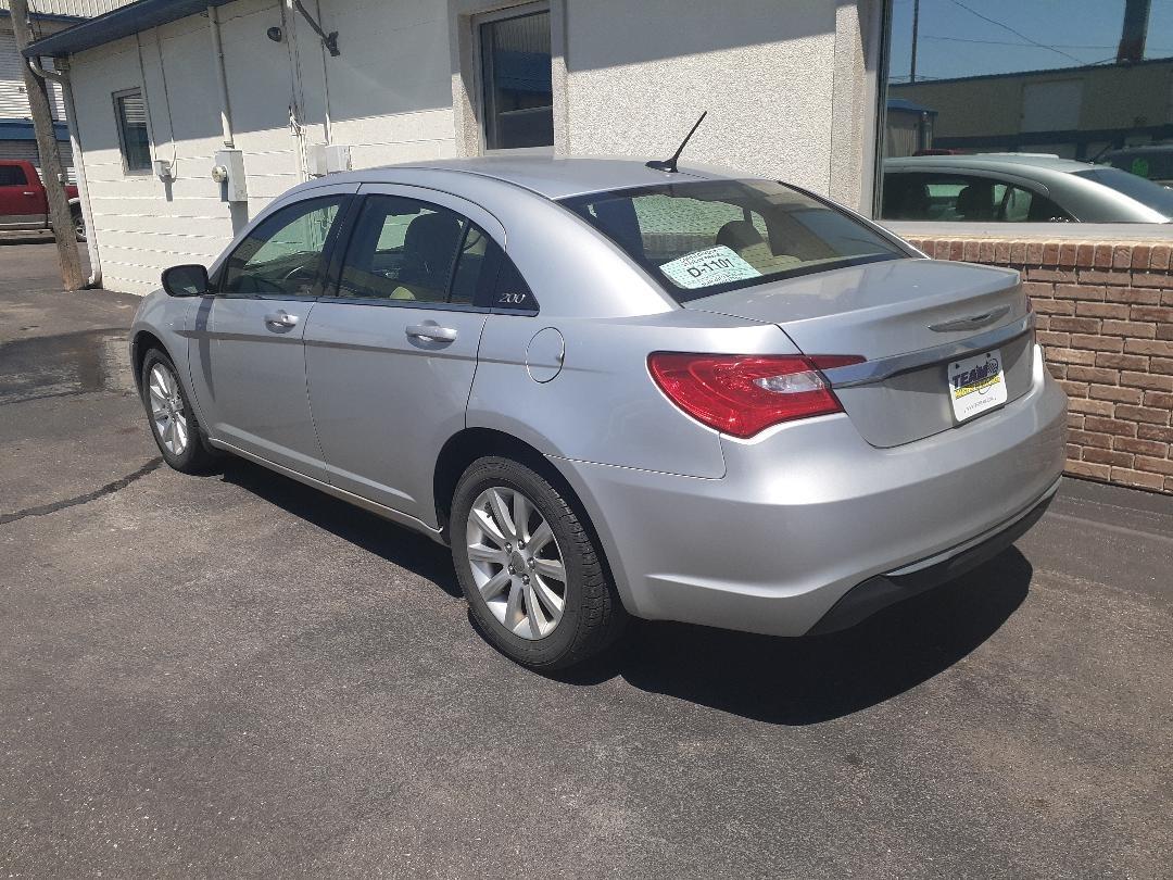 Thumbnail image of 2012 Chrysler 200 at Team Auto Sales