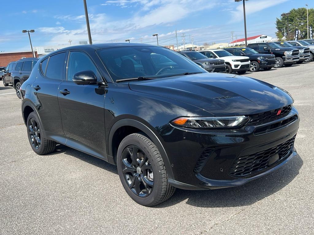 Thumbnail image of 2024 Dodge Hornet at Hunt Ford