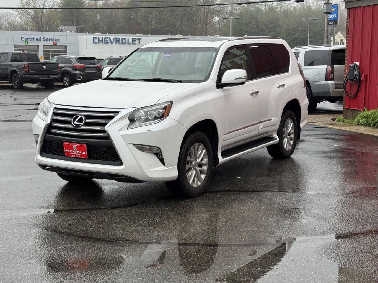 Thumbnail image of 2017 Lexus GX 460 at Auto Mile Motors