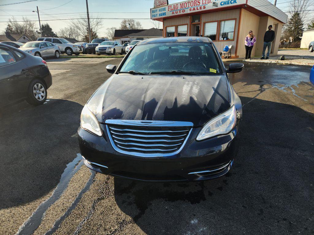 Thumbnail image of 2011 Chrysler 200 at FLAG MOTORS LTD